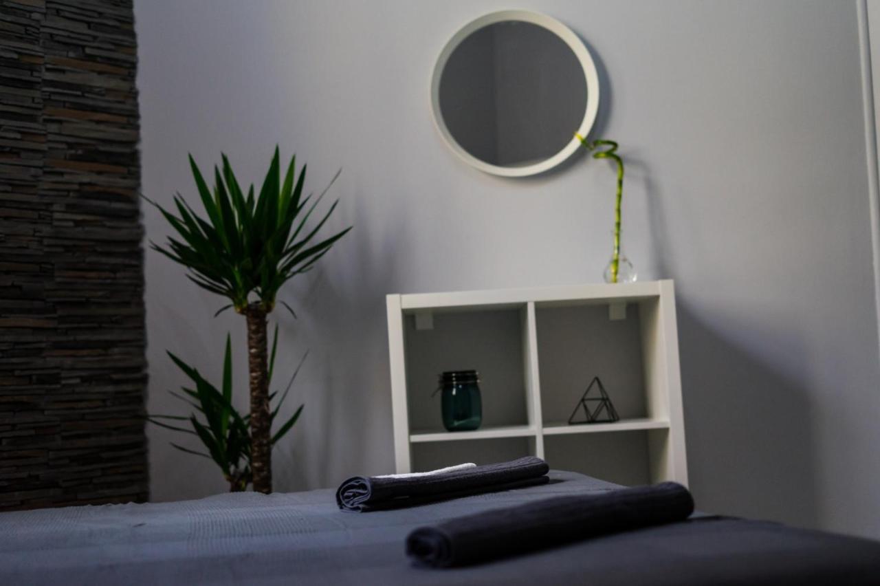 Glamour Ultracentral Apartment Oradea Eksteriør billede