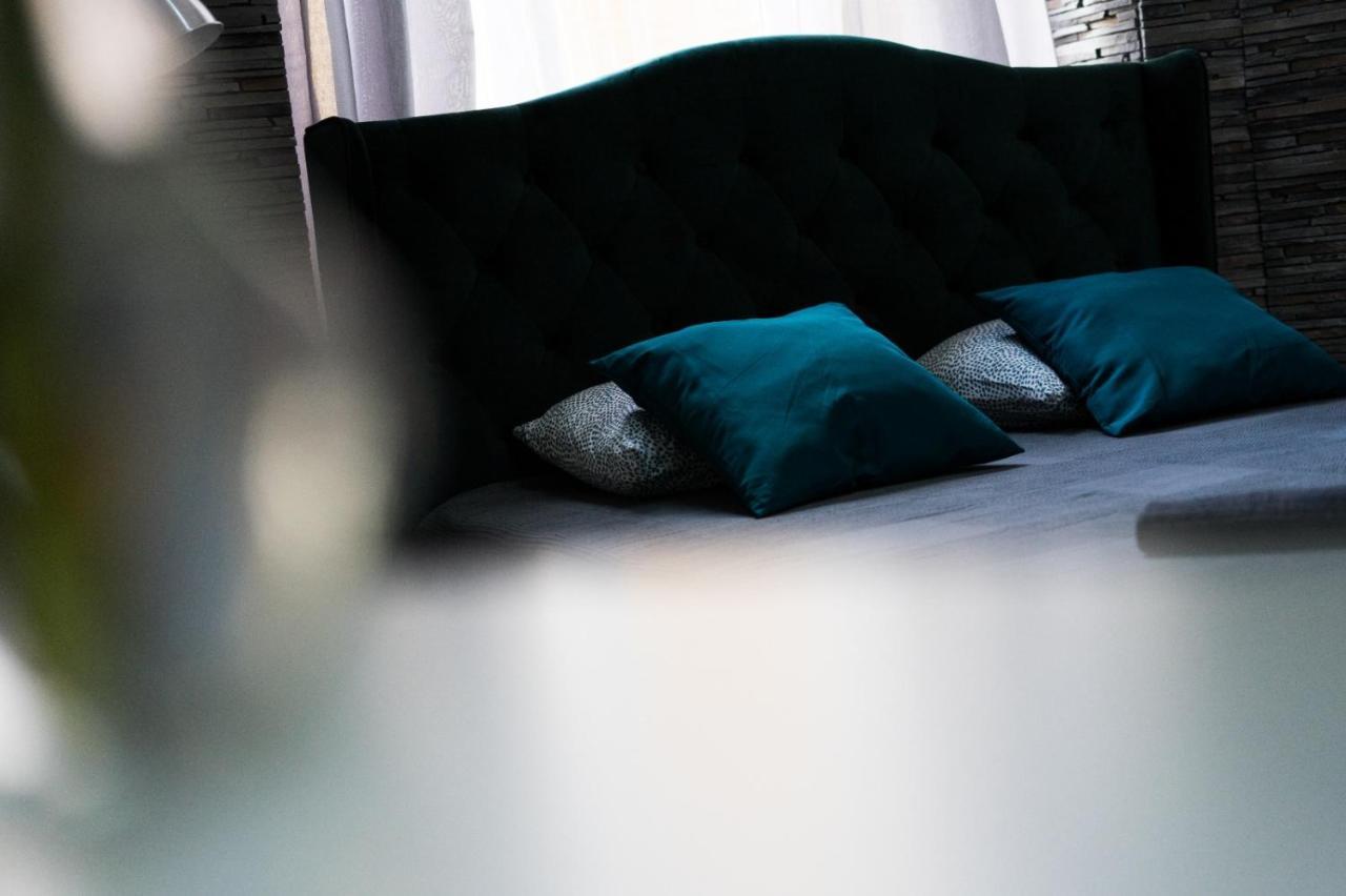 Glamour Ultracentral Apartment Oradea Eksteriør billede