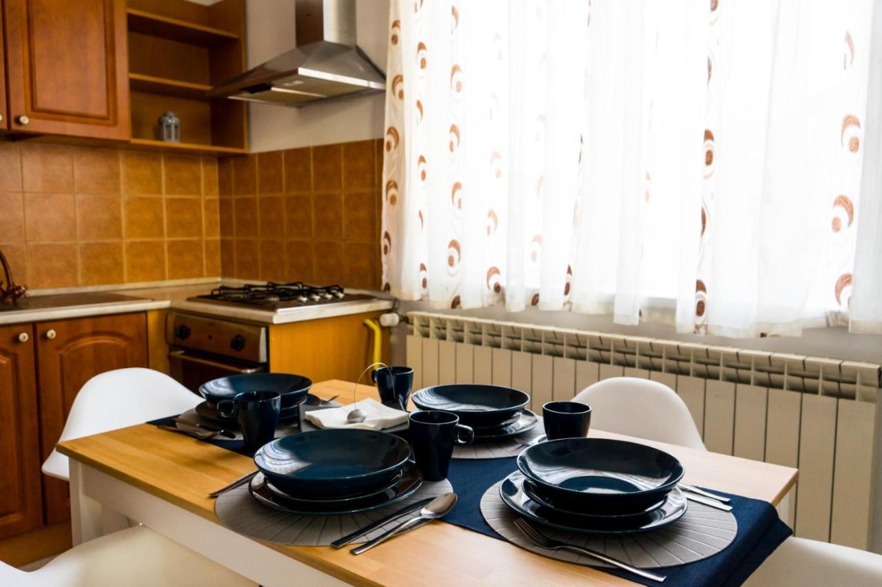 Glamour Ultracentral Apartment Oradea Eksteriør billede